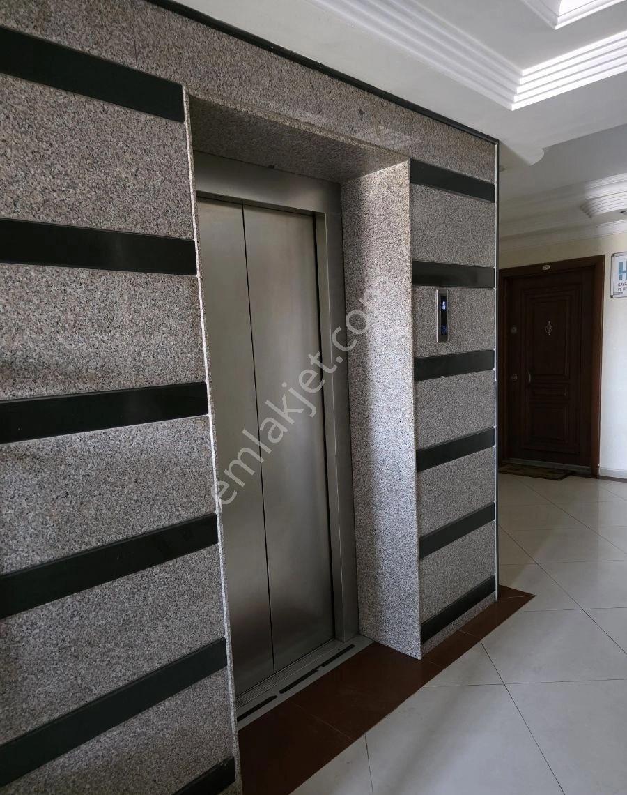 Cadde Üzeri Plazada Kiralık 2+1 Ofis - Görsel 14