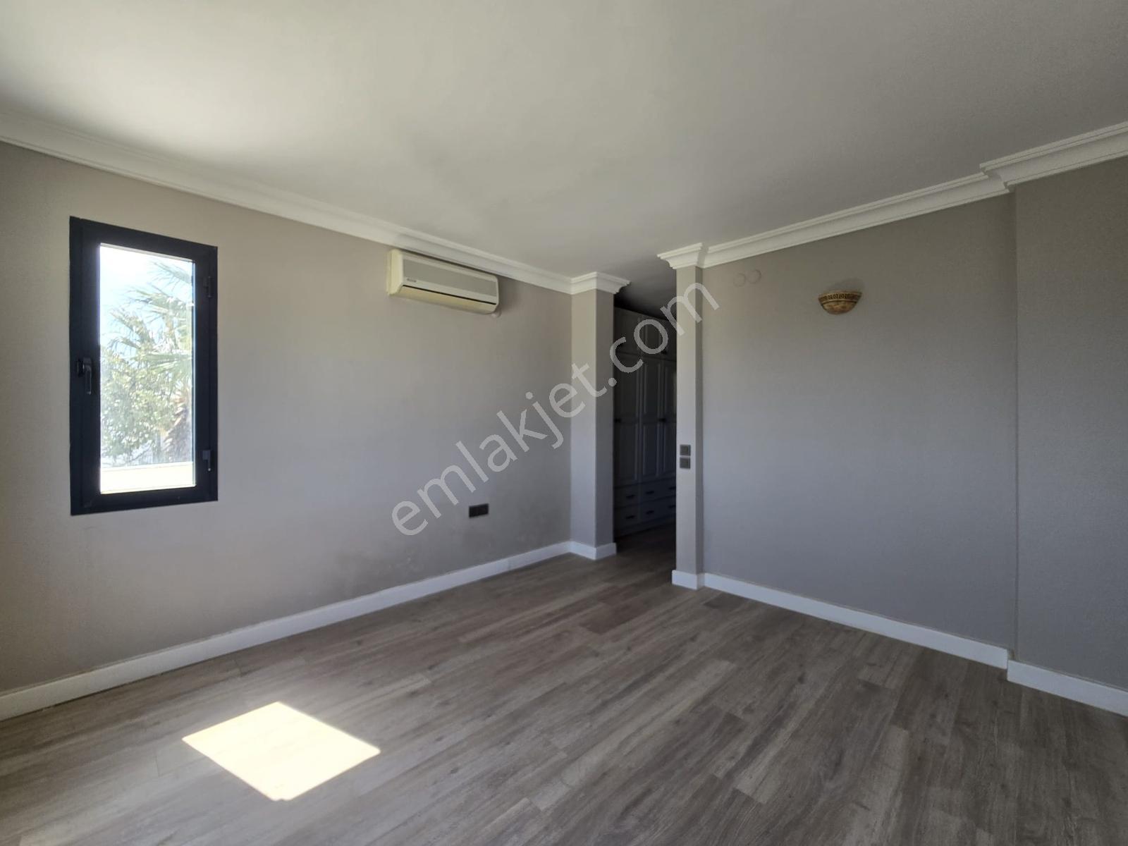 Bodrum Konacık'ta Kiralık Denız Manzaralı, 5+2 Genış Bahçelı Vıl - Görsel 25