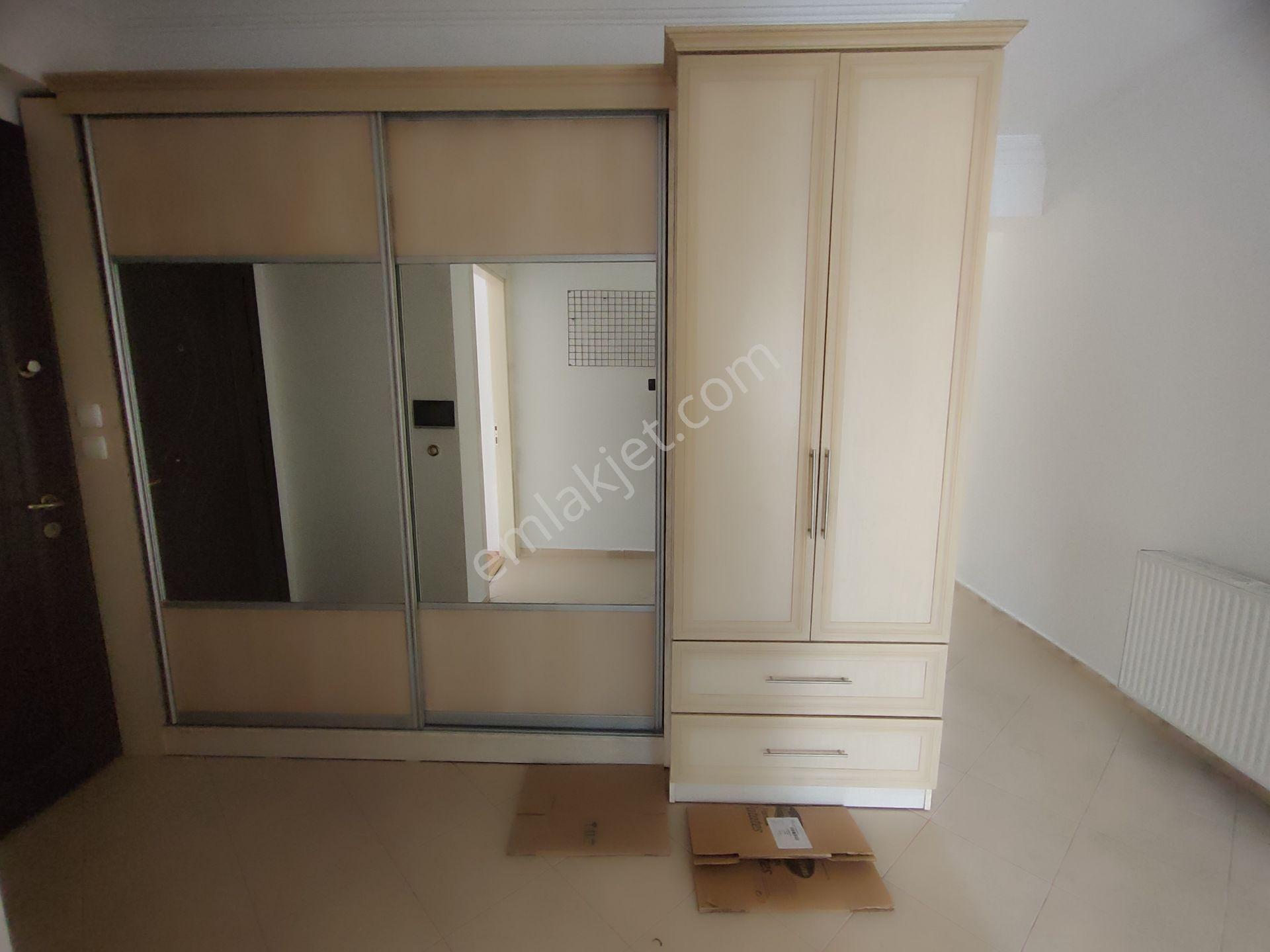 Kardeşten Edremit Merkezde Otogara Yakın Doğalgazlı Asansörlü Ayrı Mutfaklı Geniş 3+1 Daire - Görsel 26