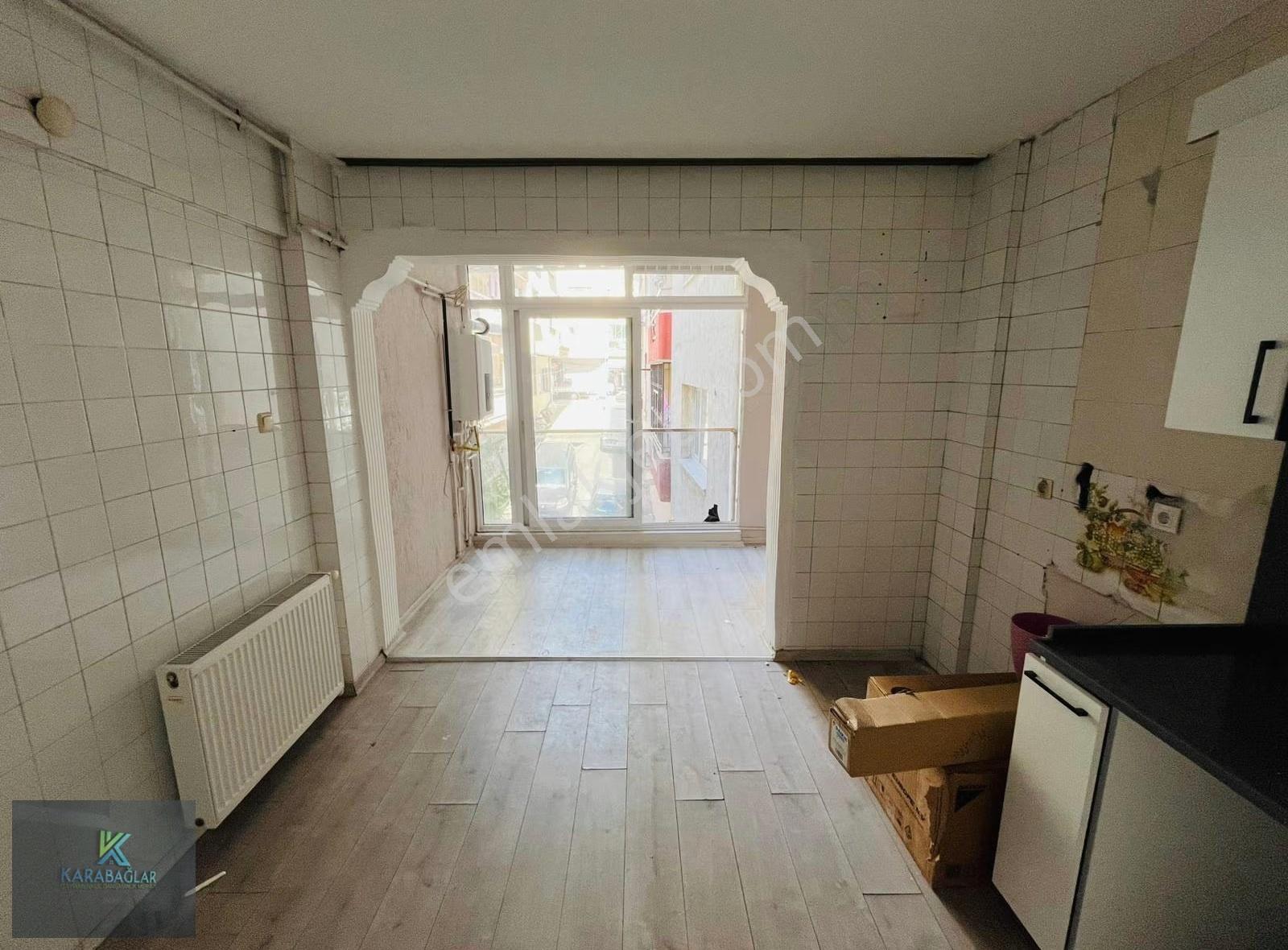 Bozyaka'da Doğalgazlı, 3+1, Ara Kat Kiralık Daire - Görsel 9