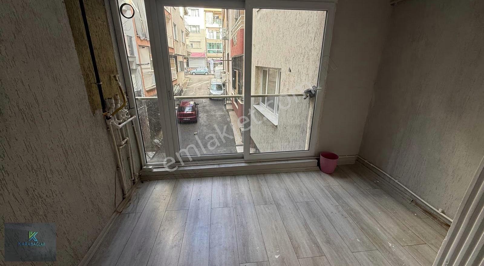 Bozyaka'da Doğalgazlı, 3+1, Ara Kat Kiralık Daire - Görsel 5