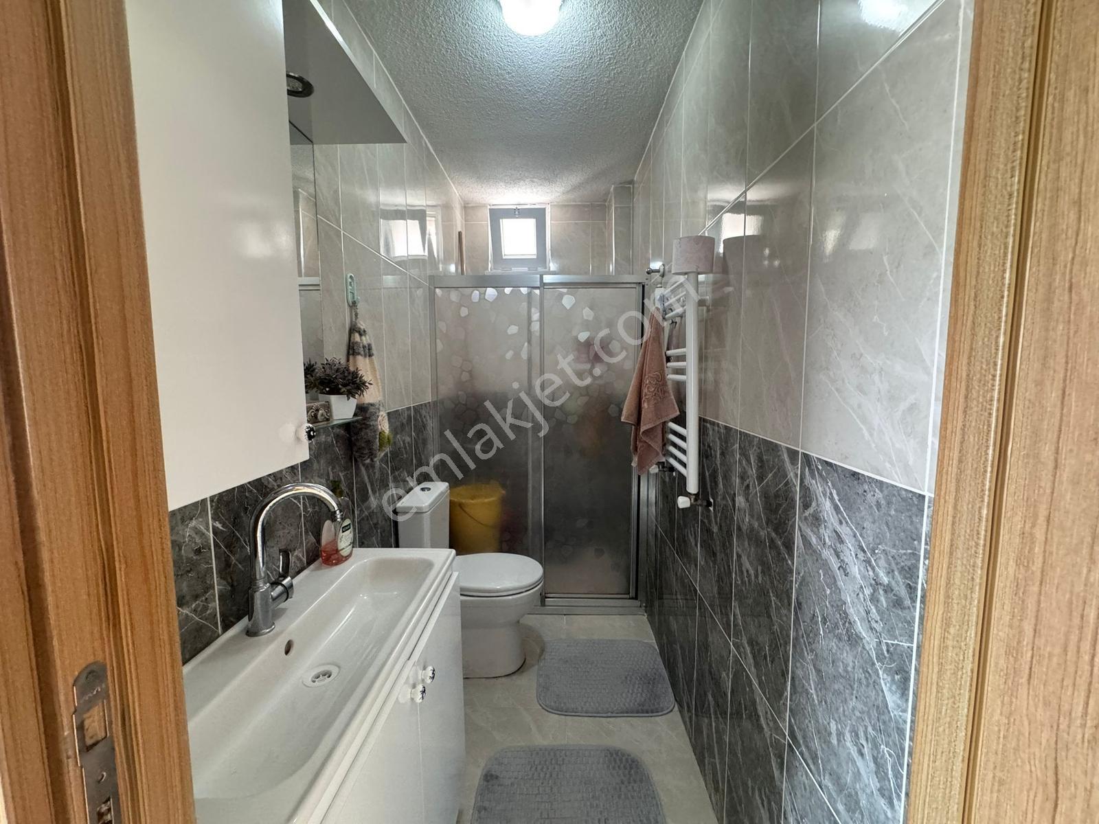 Krediye Uygun Eşref Bitlis Bulvarı Üstünde Önü Açık 4+1 Daire - Görsel 16
