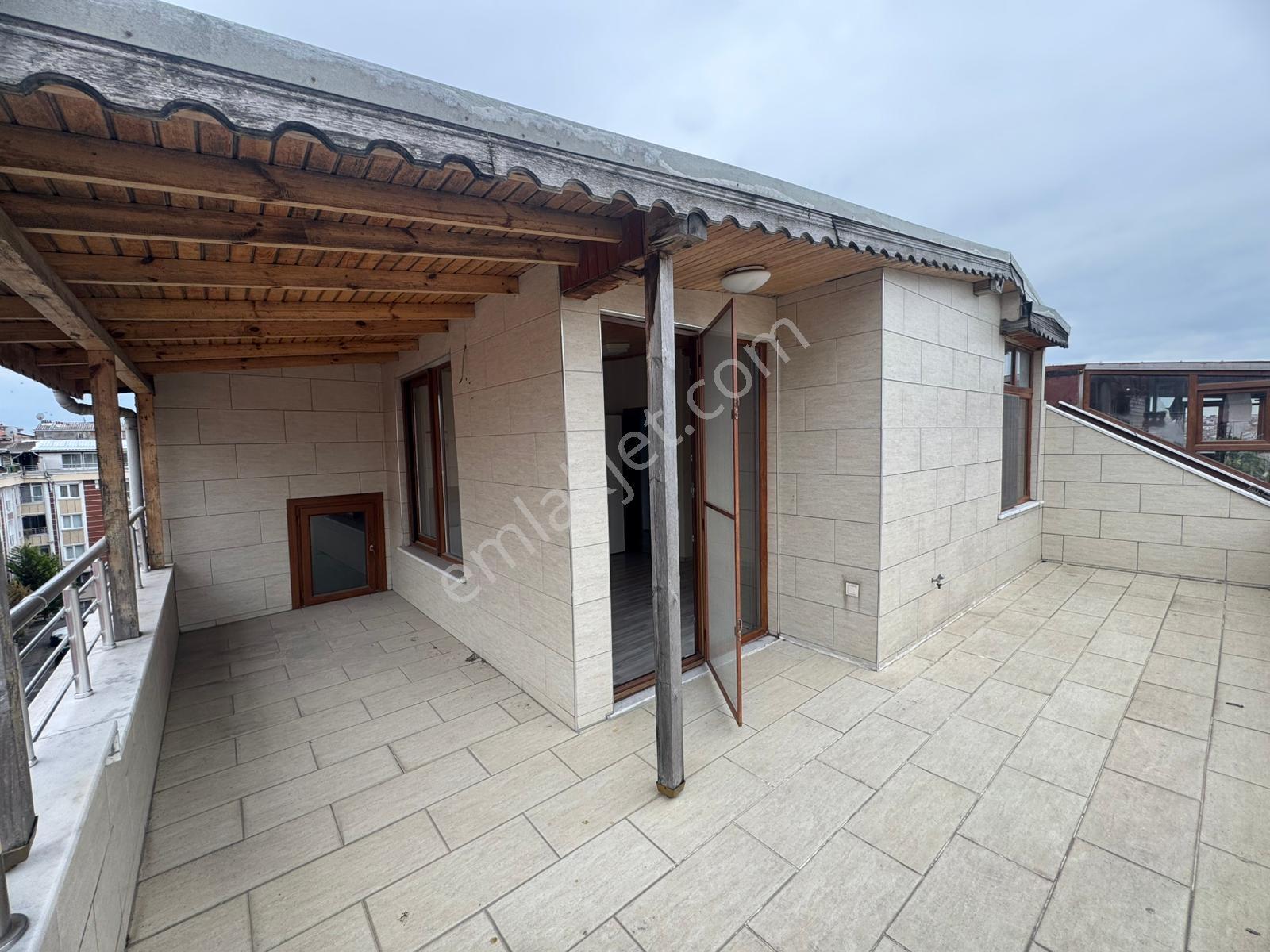 Tuğra'dan Bağlarbaşı Mahallesinde Satılık İskanlı Dublex Daire - Görsel 22