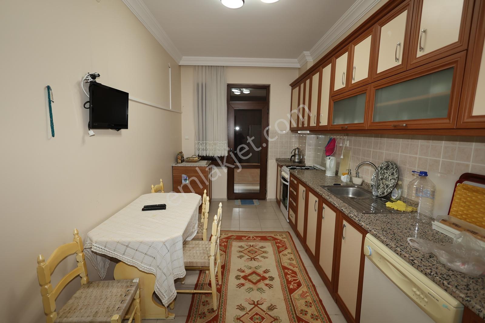 Zeybek Emlaktan Kurtuluş Mah. 3+1 Dairemiz Satılık - Görsel 24