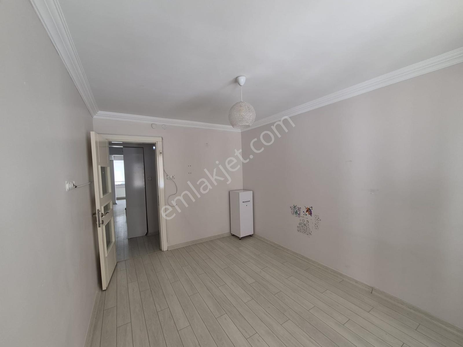 Manisa Şehzadeler Satılık Erler Cad. 3+1 Ful Lüks Ara Kat Daire - Görsel 9