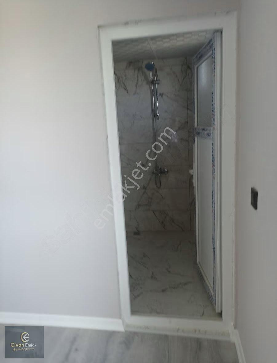 Civan Emlaktan Yakakent Merkezde Kiralık Sıfır Daire - Görsel 7