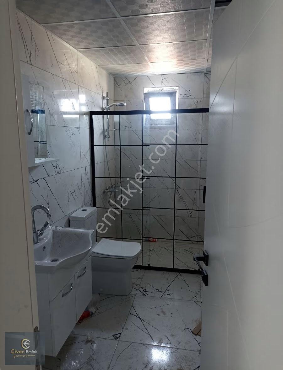 Civan Emlaktan Yakalent Merkezde Kiralık Daire - Görsel 7