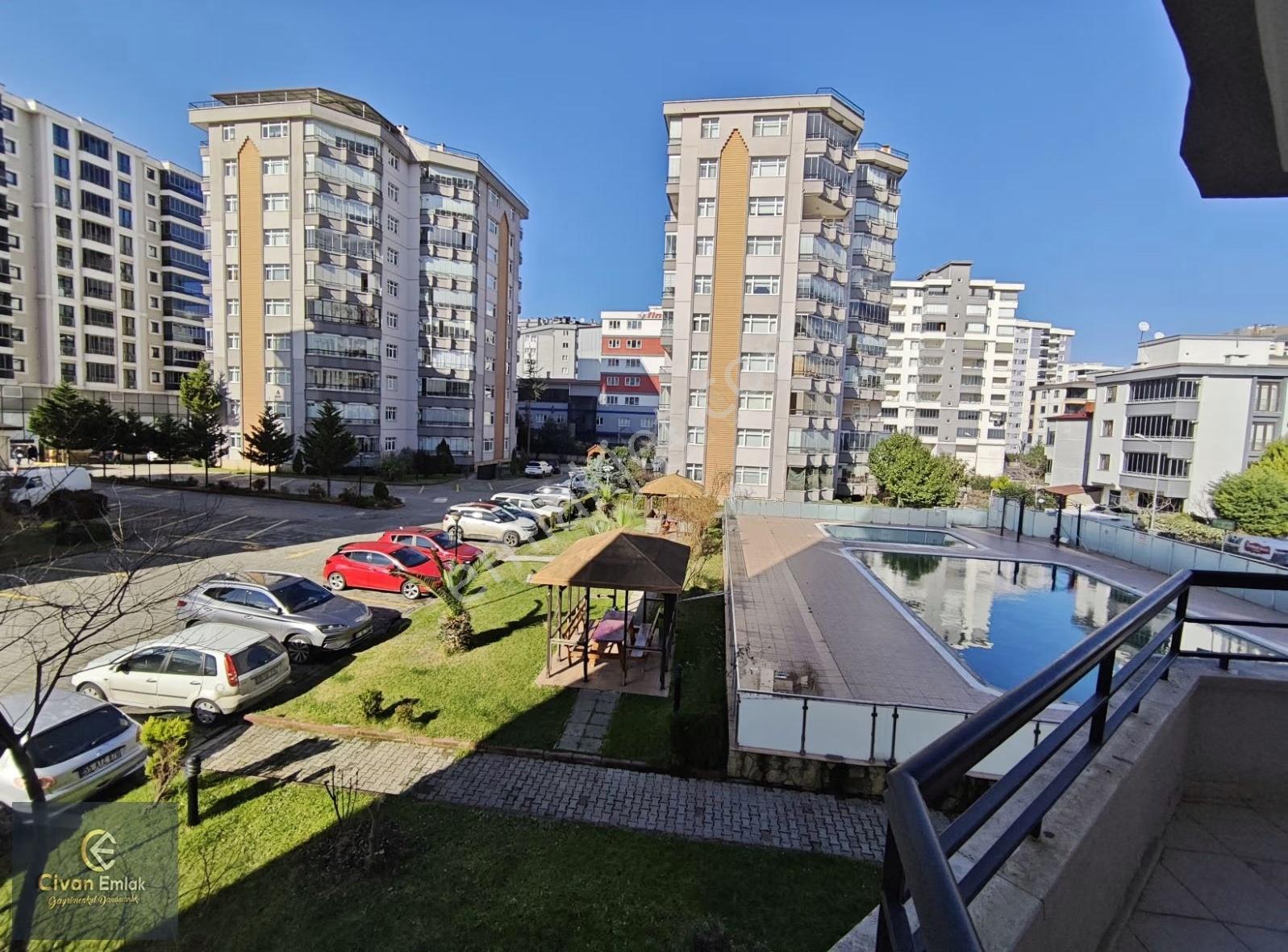 Civandan Derebahce Merkezde 3 Balkonlu Havuzlu Siteici - Görsel 18