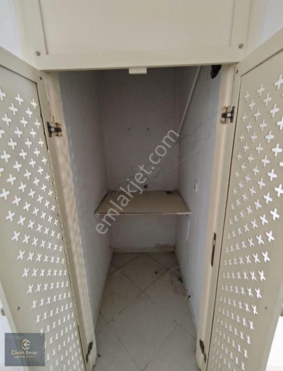 Civandan Derebahce Merkezde 3 Balkonlu Havuzlu Siteici - Görsel 13