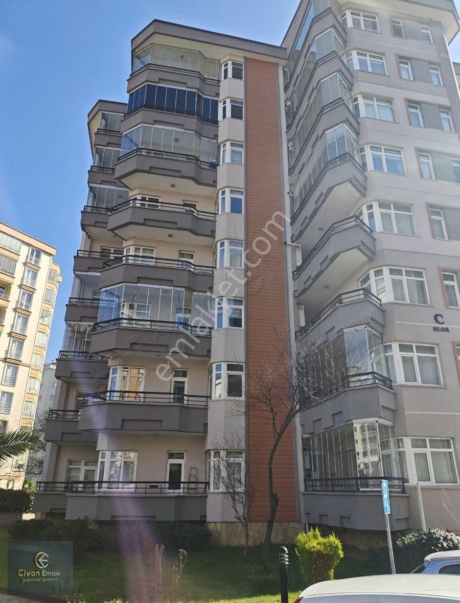 Civandan Derebahce Merkezde 3 Balkonlu Havuzlu Siteici - Görsel 5