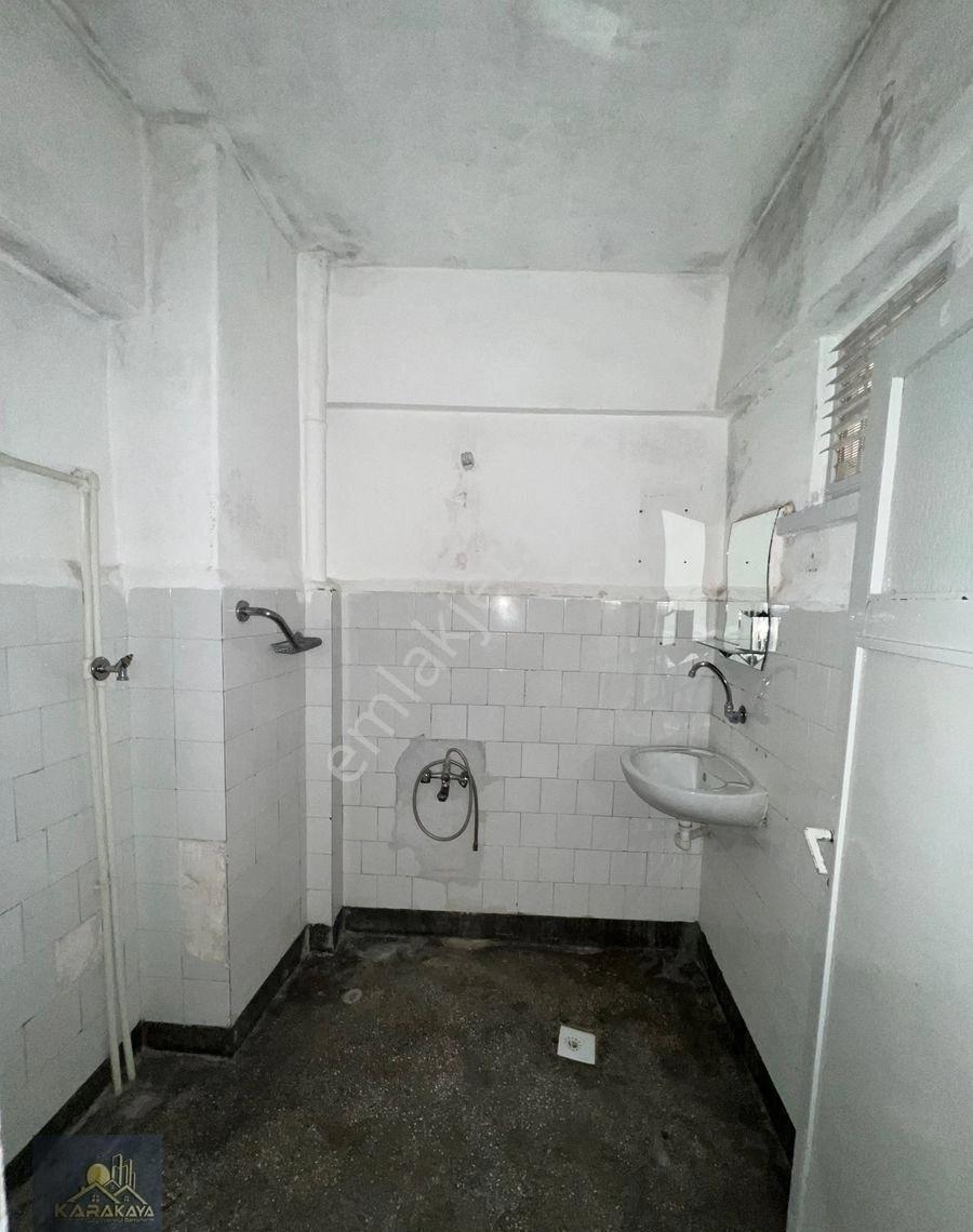 Karakaya Gayrimenkulden Çarşıda Kiralık 3+1 Daire - Görsel 10