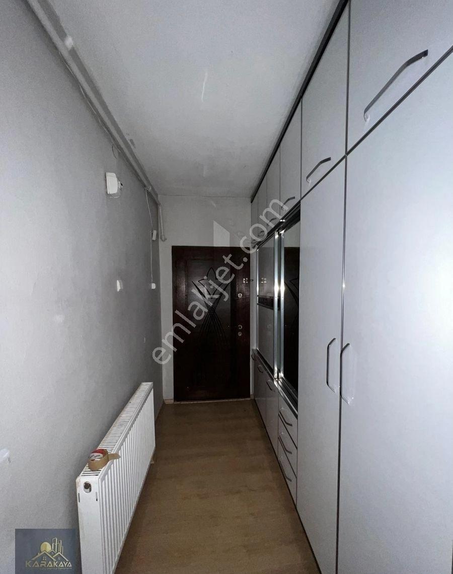 Karakaya Gayrimenkulden Çarşıda Kiralık 3+1 Daire - Görsel 11