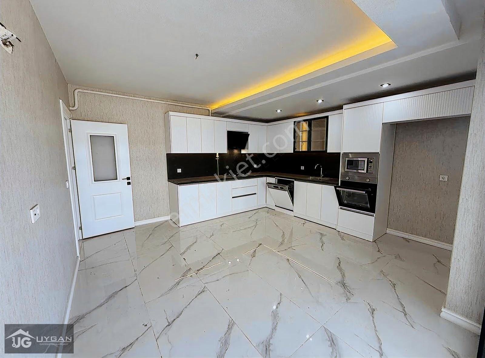 Uygan'dan Muratbey Mah. 170m² 3+1 Havuz & Güvenlik & Çoçuk Parkı - Görsel 3
