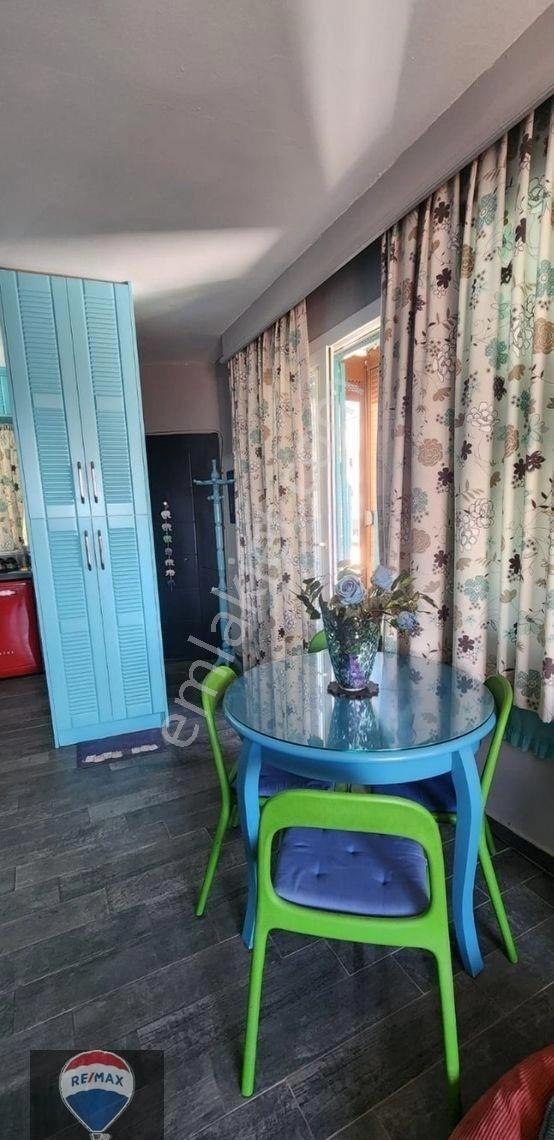 Kuşadası Merkez’de Satılık Lıman Manzaralı Teraslı Şırın 2+1 Eşyalı Daıre - Görsel 14