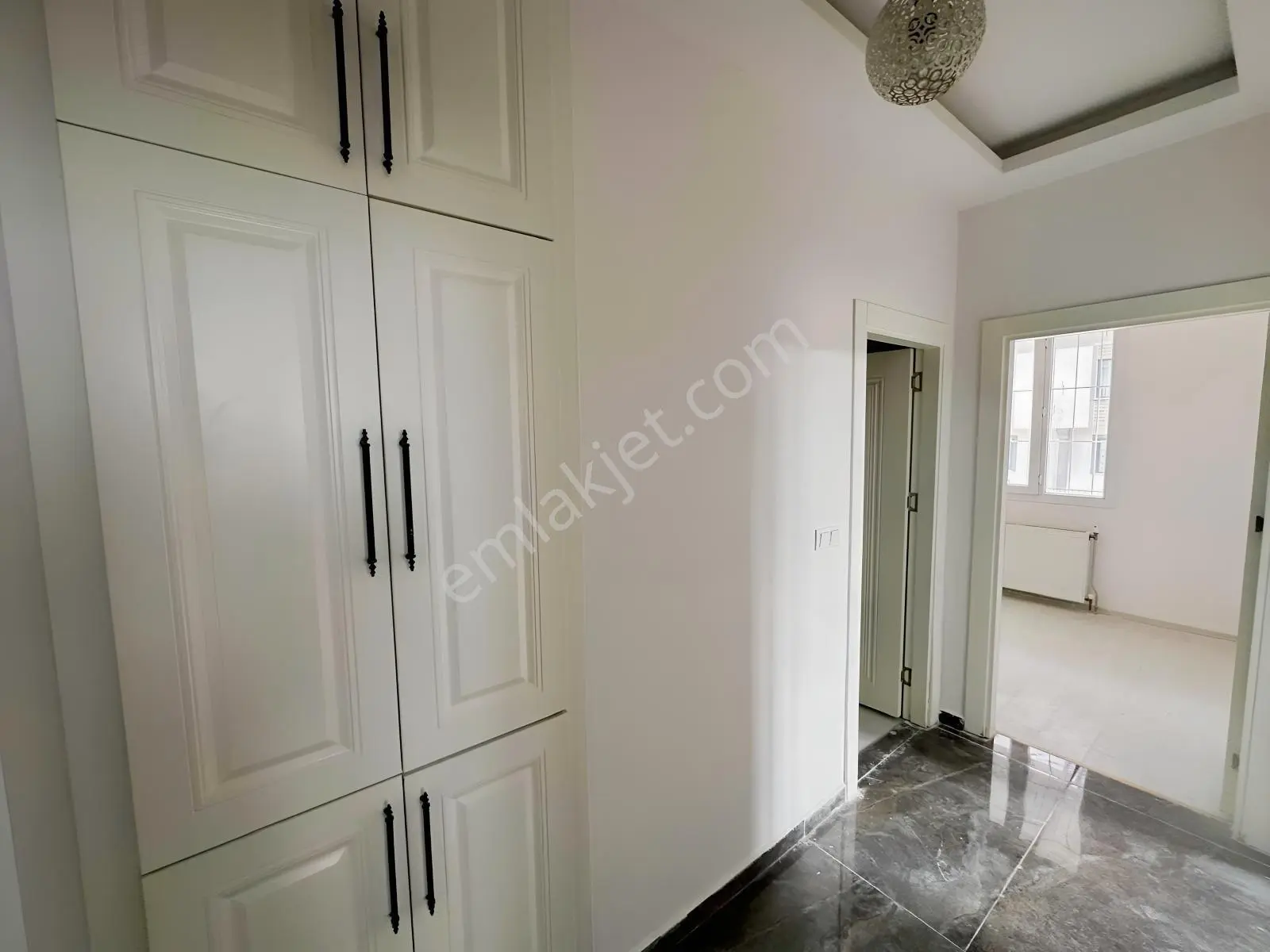 Uyaran 79 Gayrimenkul Den Kazım Karabekir Mh Satılık 2+1 Daire