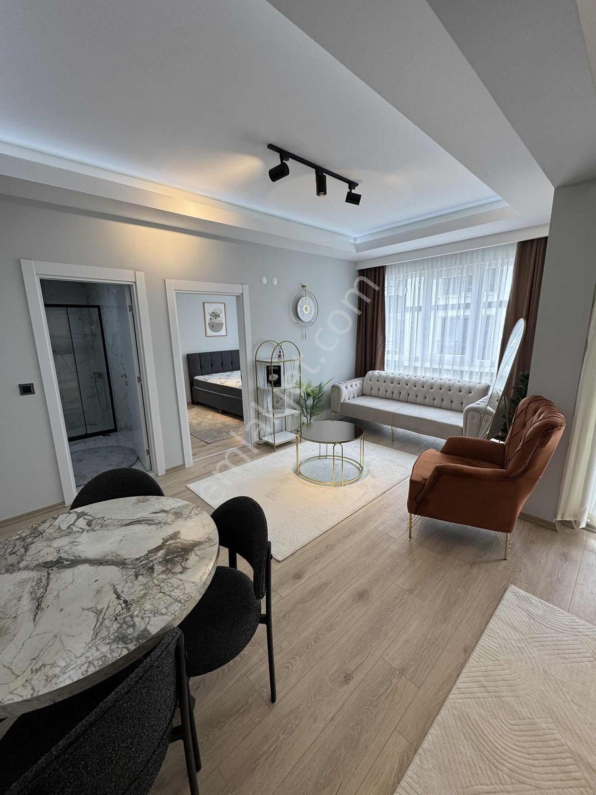 Toplu Konut Bulvarı Bir Alt Sokağı Kiralık Sıfır Eşyalı 1+1 - Görsel 19