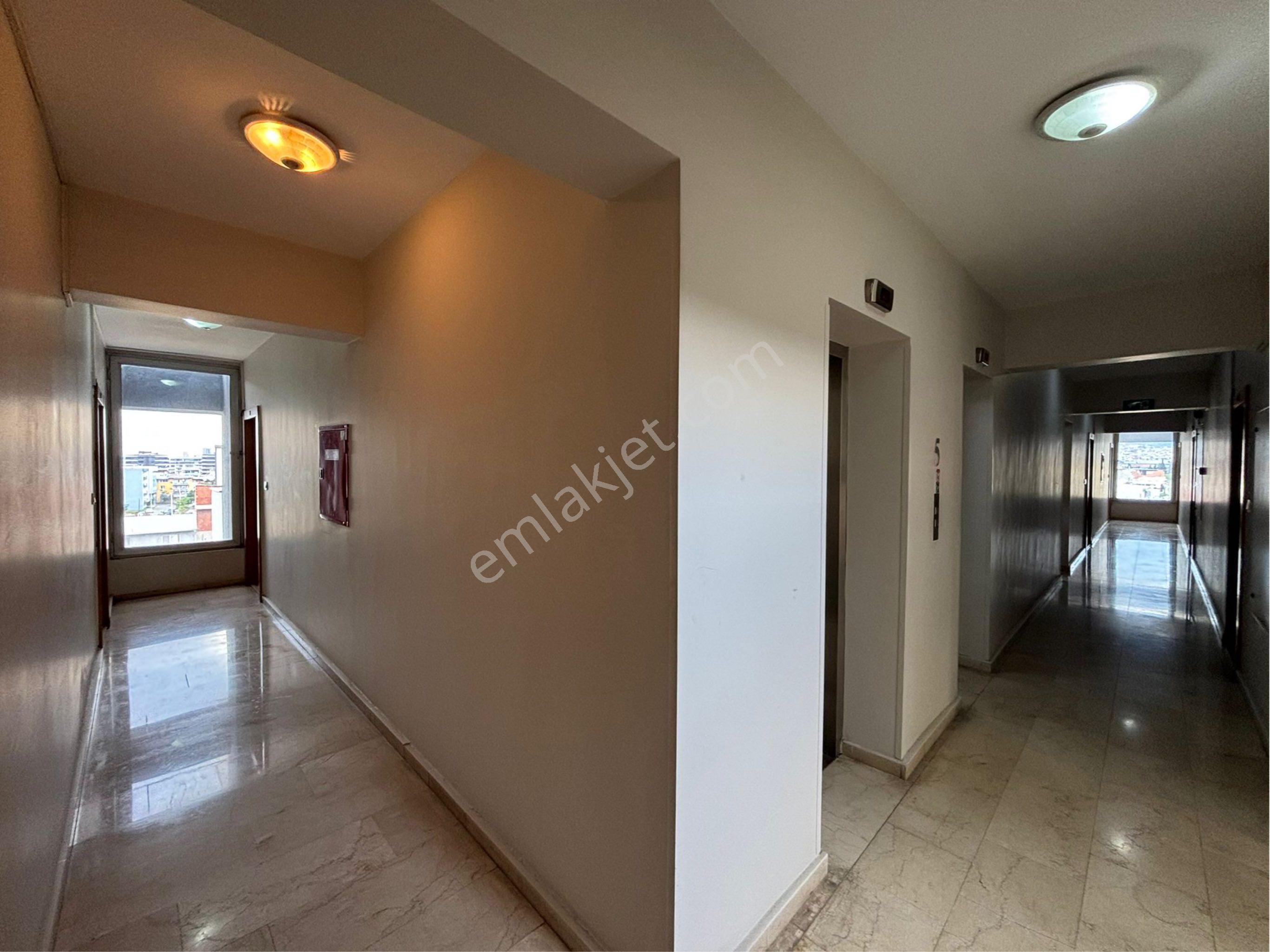 Bornova Myvia’da Havuzlu 7/24 Güvenlikli 1+1 Kiralık Eşyalı Daire - Görsel 21