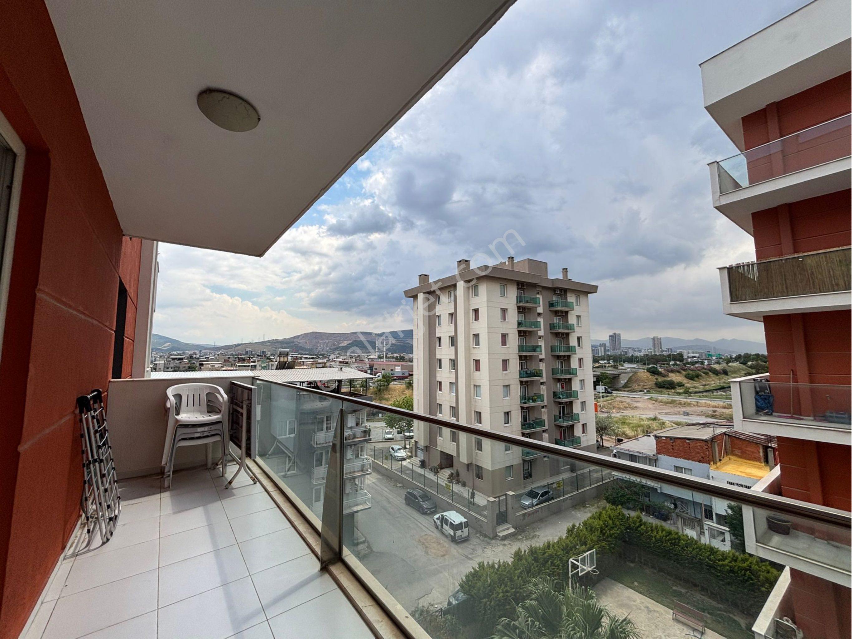 Bornova Myvia’da Havuzlu 7/24 Güvenlikli 1+1 Kiralık Eşyalı Daire - Görsel 30