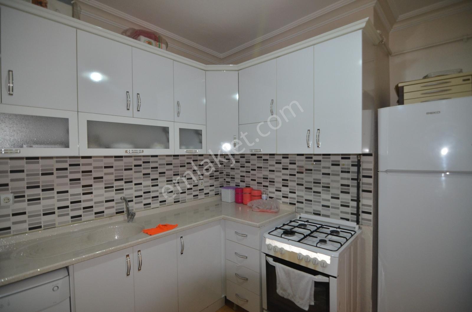 Talha Tozduman'dan İkiz Kuleler&tramvay Yanı Arakat Kiralık 3+1 - Görsel 3