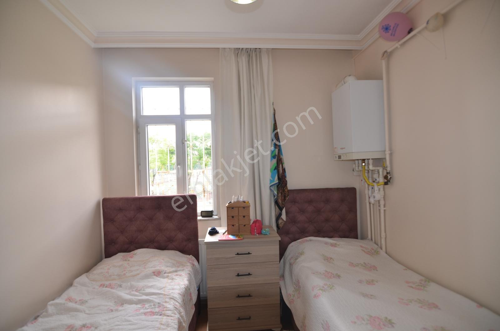 Talha Tozduman'dan İkiz Kuleler&tramvay Yanı Arakat Kiralık 3+1 - Görsel 20