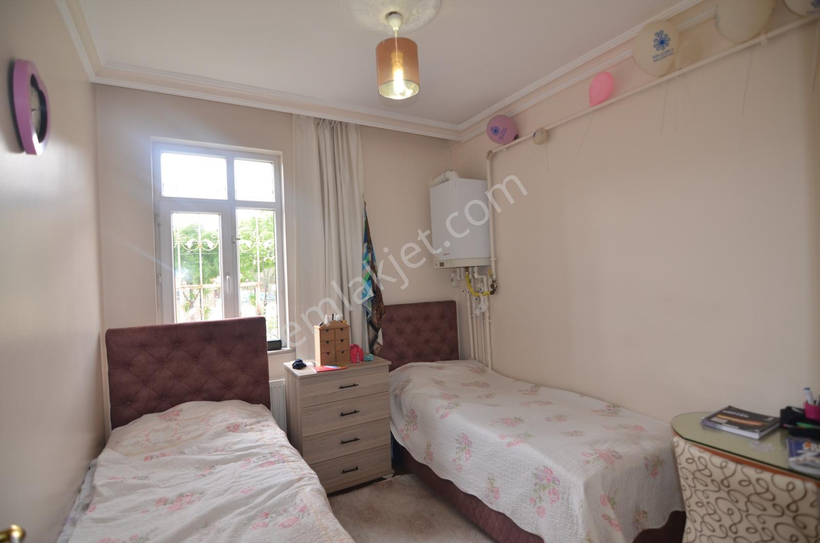 Talha Tozduman'dan İkiz Kuleler&tramvay Yanı Arakat Kiralık 3+1 - Görsel 21