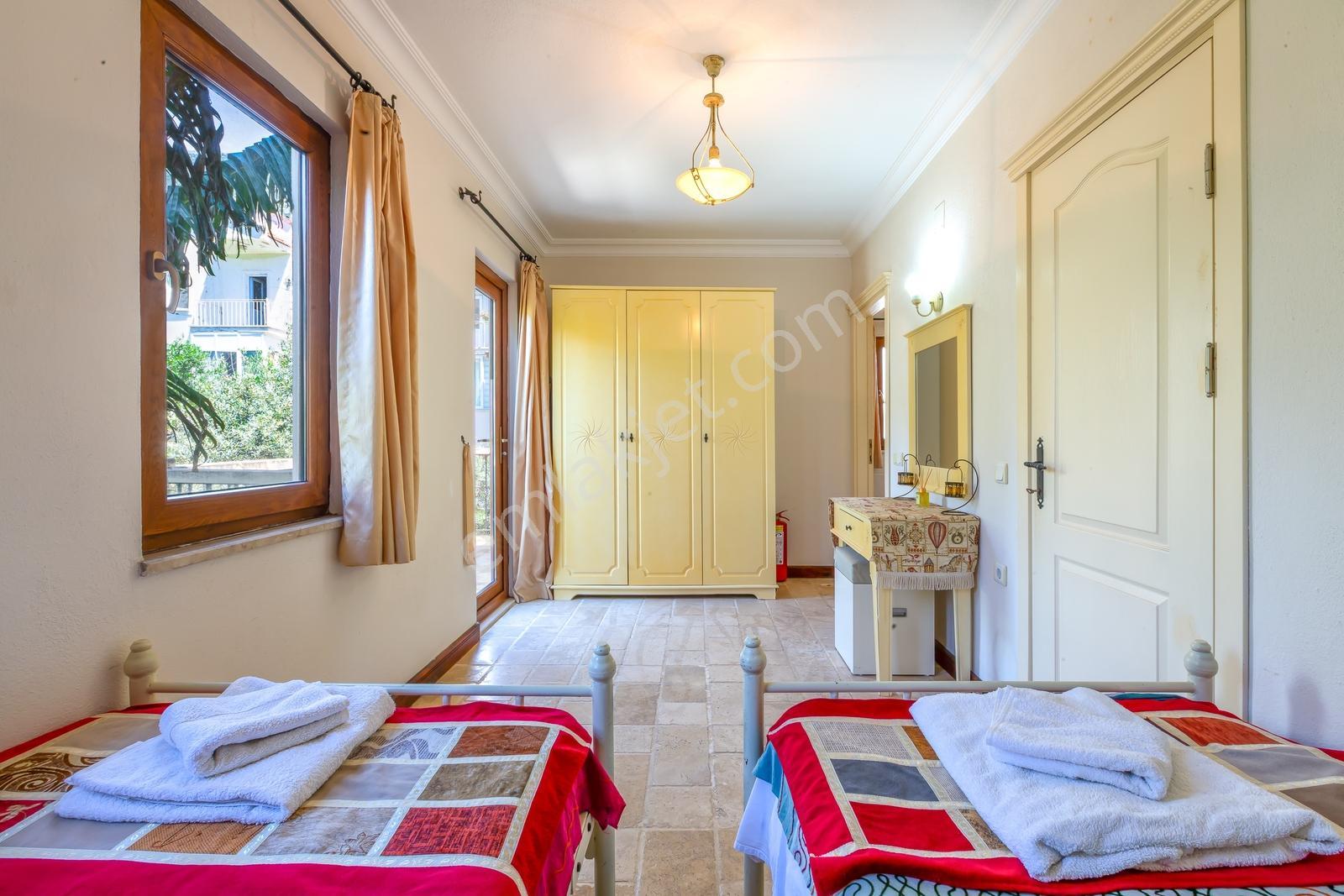 Kalkanda 3 En-suite Yatak Odalı Villa - Görsel 19