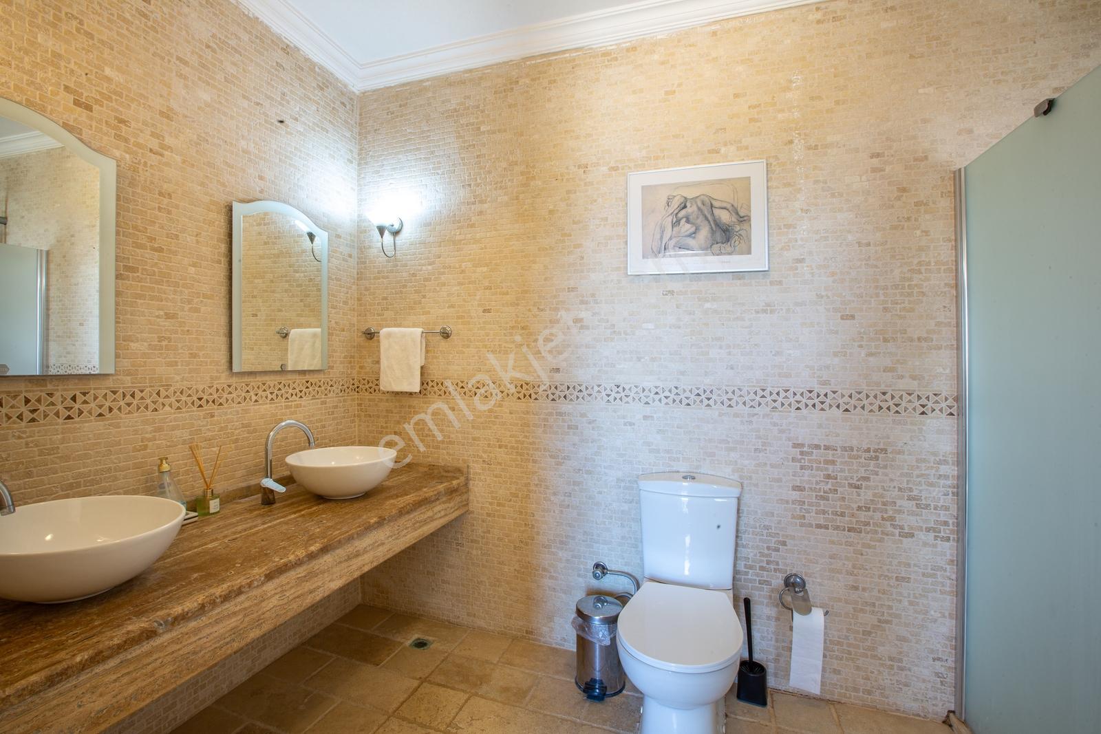 Kalkanda 3 En-suite Yatak Odalı Villa - Görsel 30
