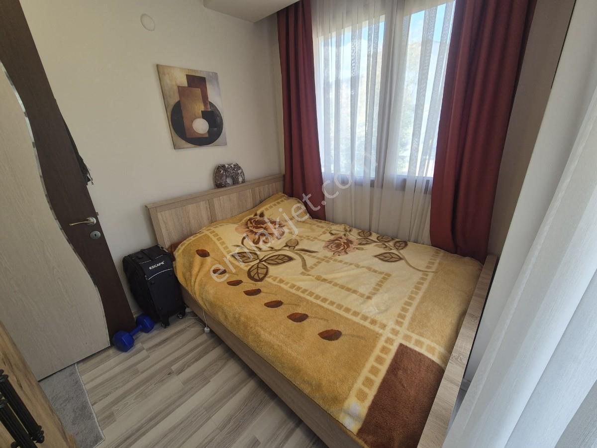 Ünivertise Yakını, Merkezi Konumda Eşyalı 1+1 Satılık Daire - Görsel 27