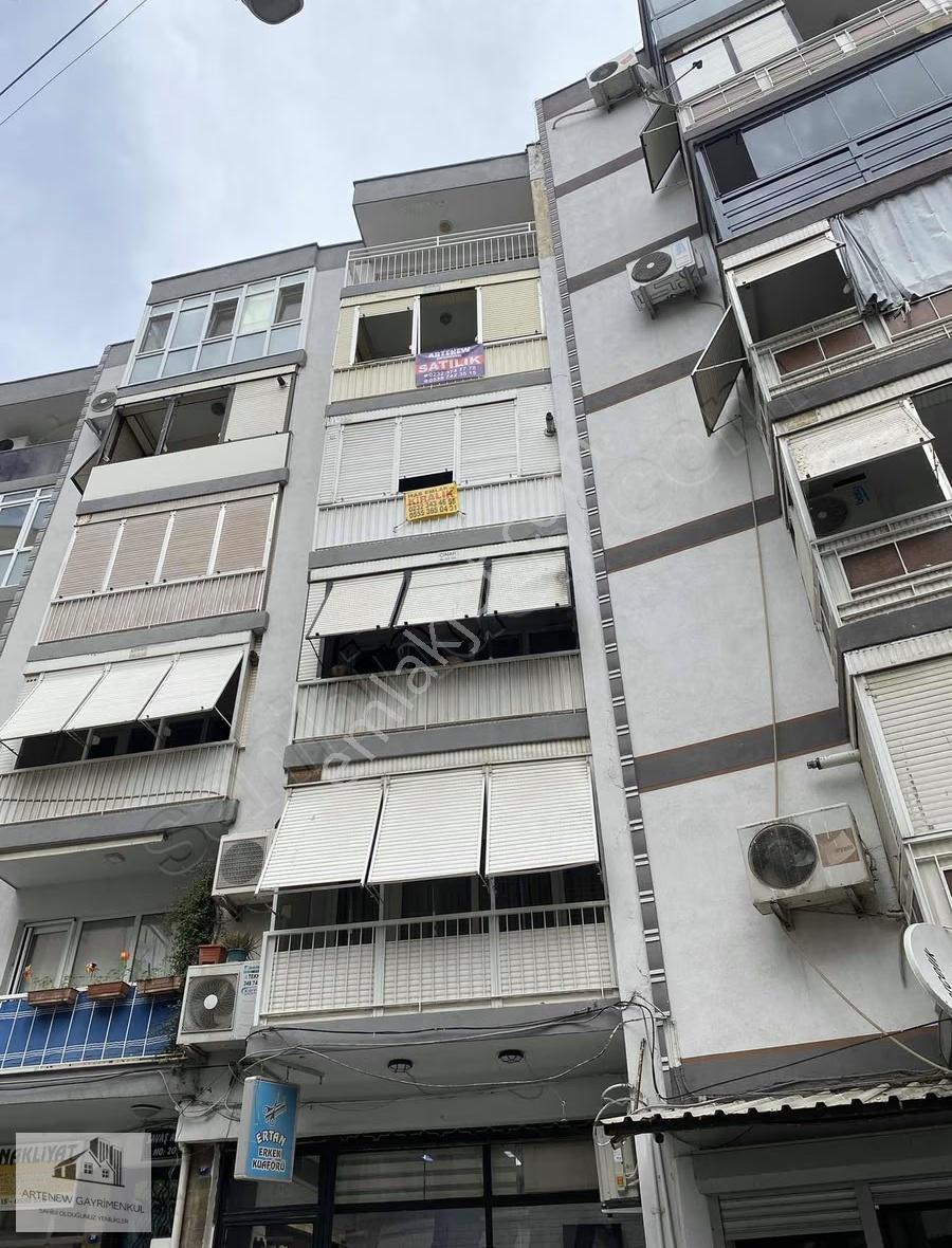 Ag'den 2+1 Sıfır Tadilatlı Arakat Doğalgazlı Merkezde Satılık