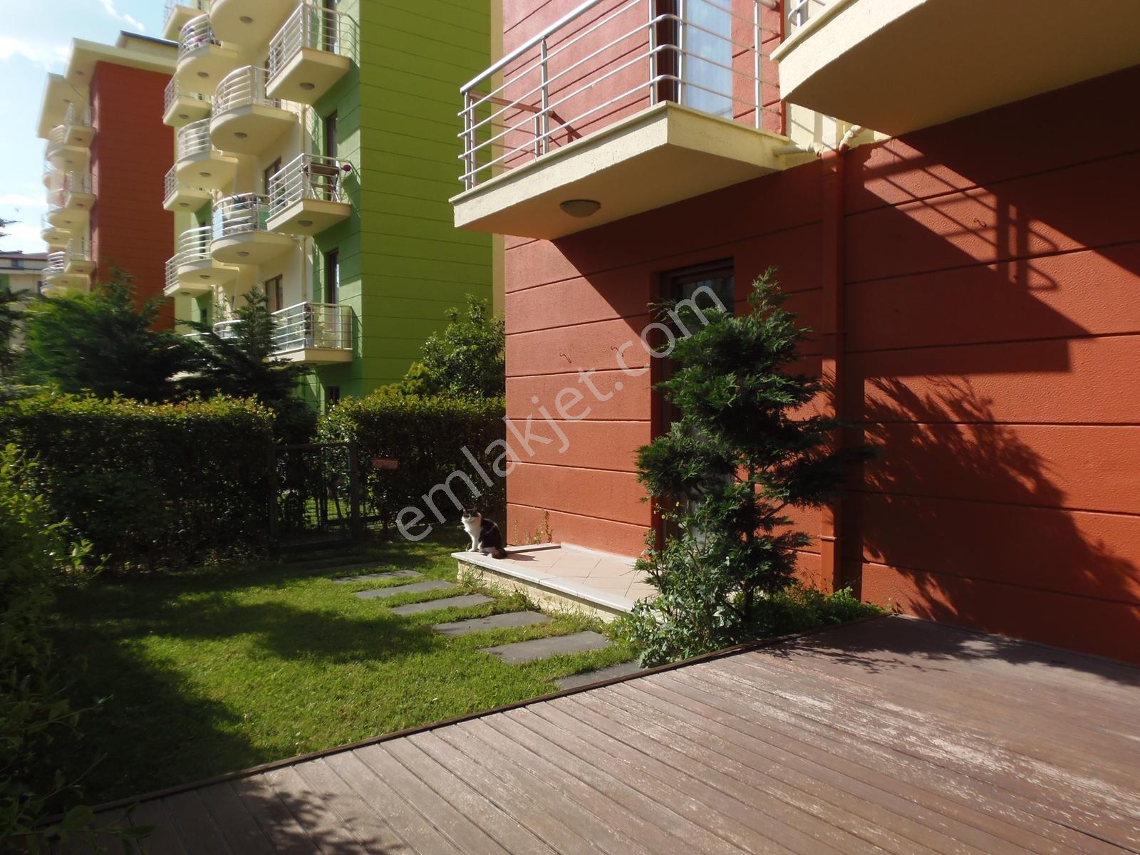 Sancaktepe Sarı Evler Sarıevler Kiralık Eşyalı Bahçeli Daire - Görsel 15