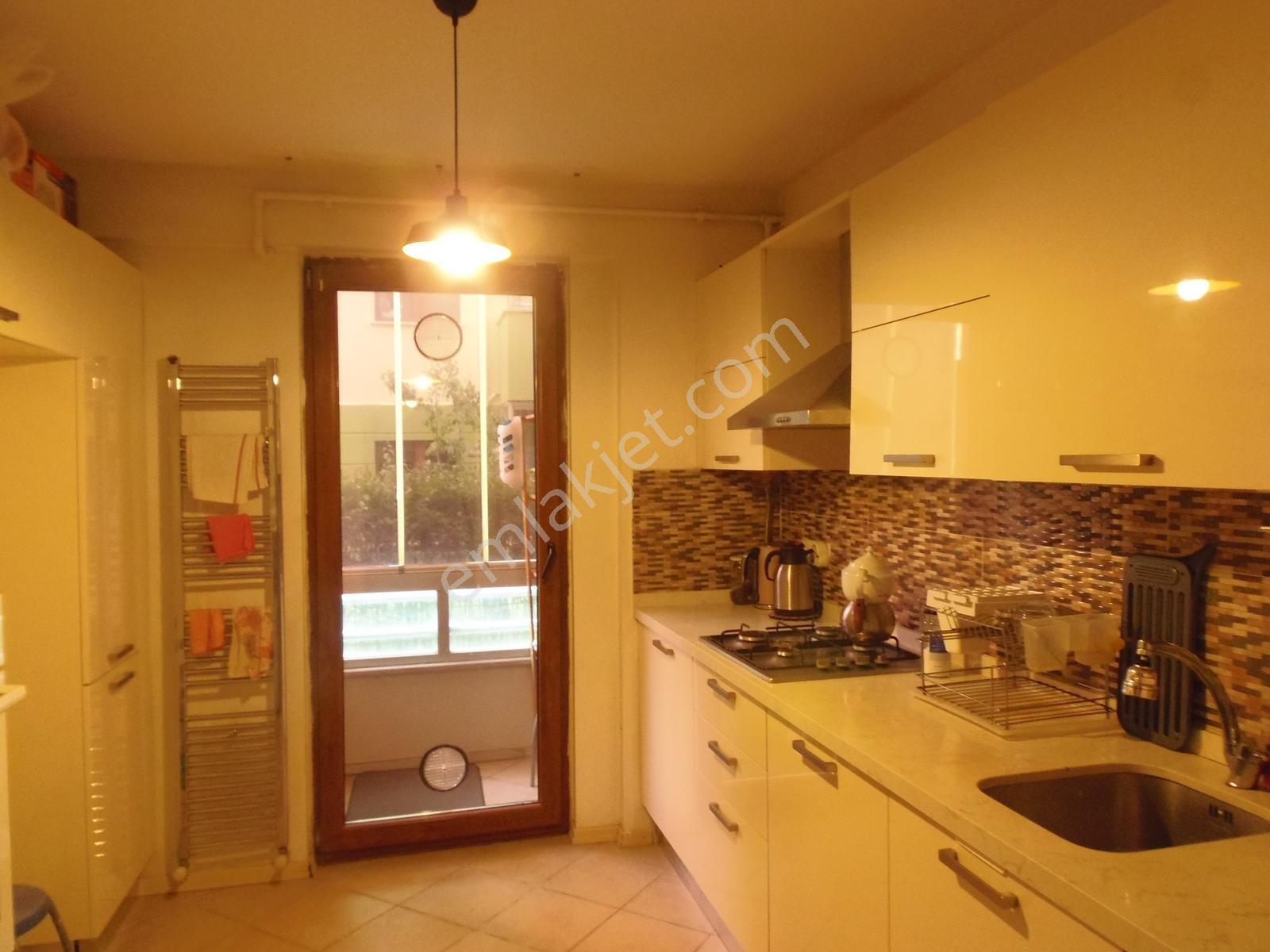 Sancaktepe Sarı Evler Sarıevler Kiralık Eşyalı Bahçeli Daire - Görsel 2