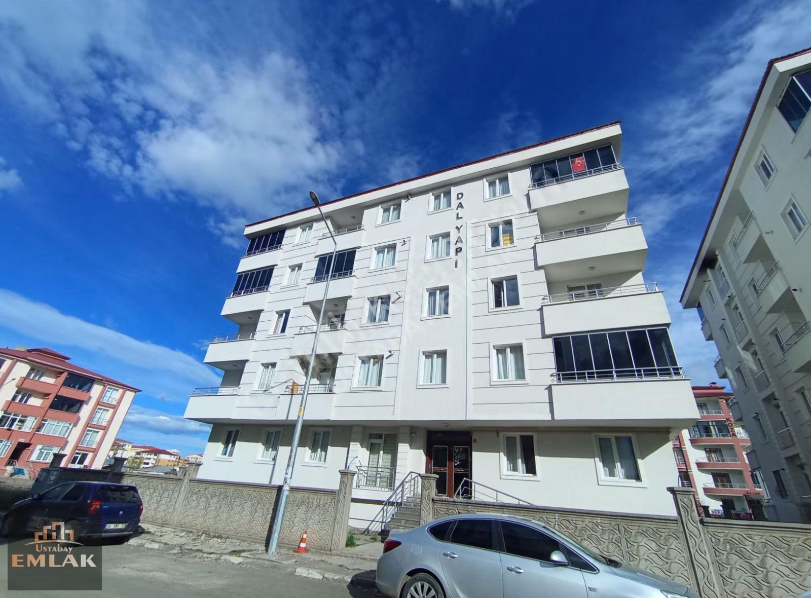 Ustabay Emlak'tan Arakat 2+1 Lüks Daire (abonelikler Açık)