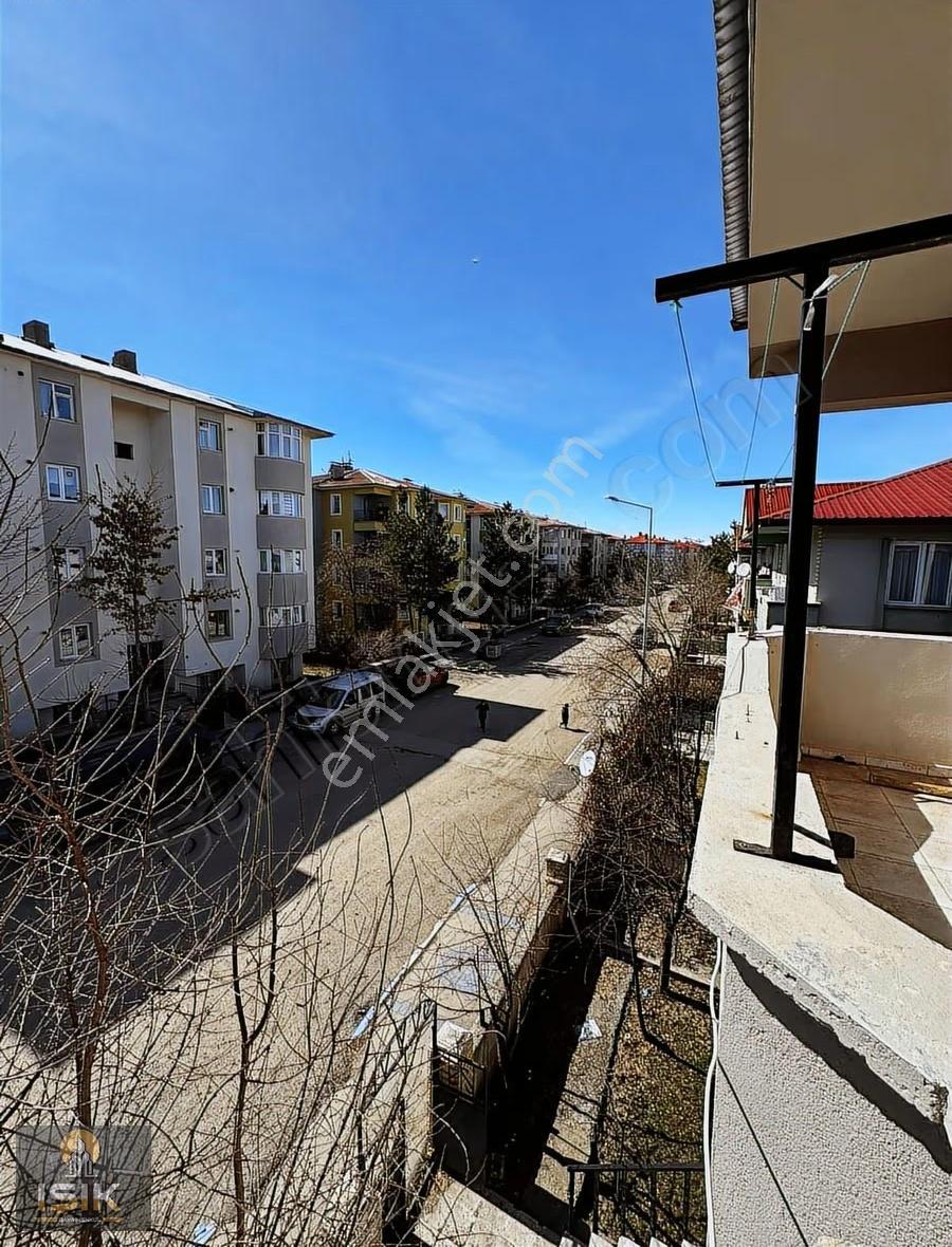 Işık Gayrimenkul'den Dadaşkent'te Kiralık 3+1 Dubleks Daire - Görsel 22