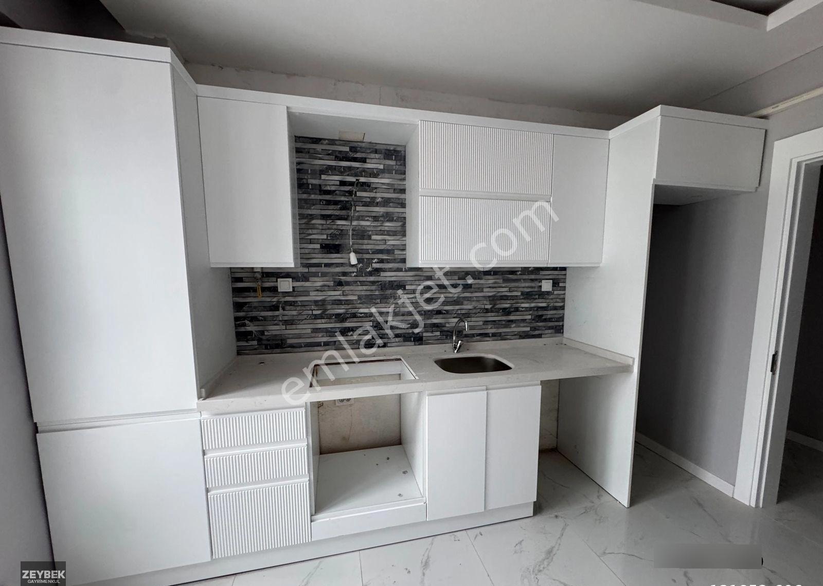 Zeybek Emlaktan Kurtuluşta 2+1 Sıfır Dairemiz Kiralıktır - Görsel 8