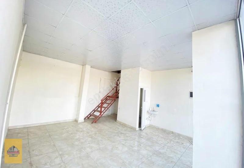 Fıstıklık Ana Cadde Üstü Kiralık 70 Metre Dükkan - Görsel 3