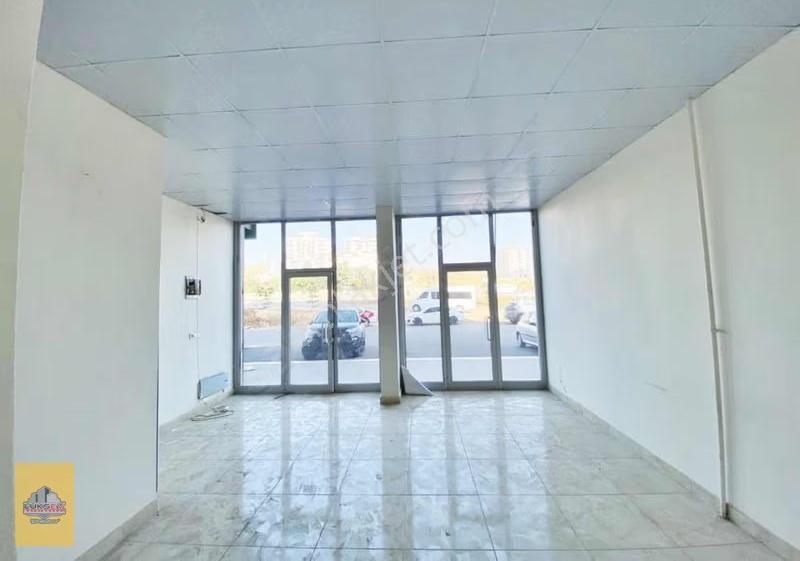 Fıstıklık Ana Cadde Üstü Kiralık 70 Metre Dükkan - Görsel 8