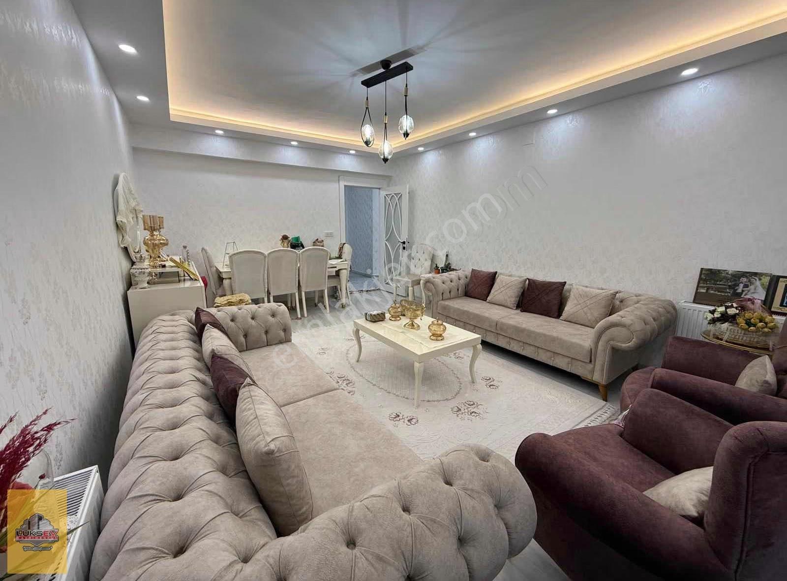 Beykent 1.etap'ta Satılık 3+1 Yüksek Giriş Daire - Görsel 11