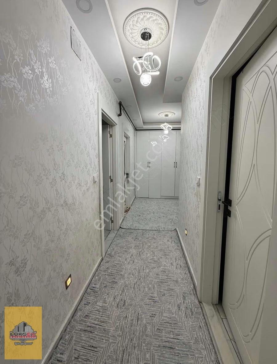 Beykent 1.etap'ta Satılık 3+1 Yüksek Giriş Daire - Görsel 3