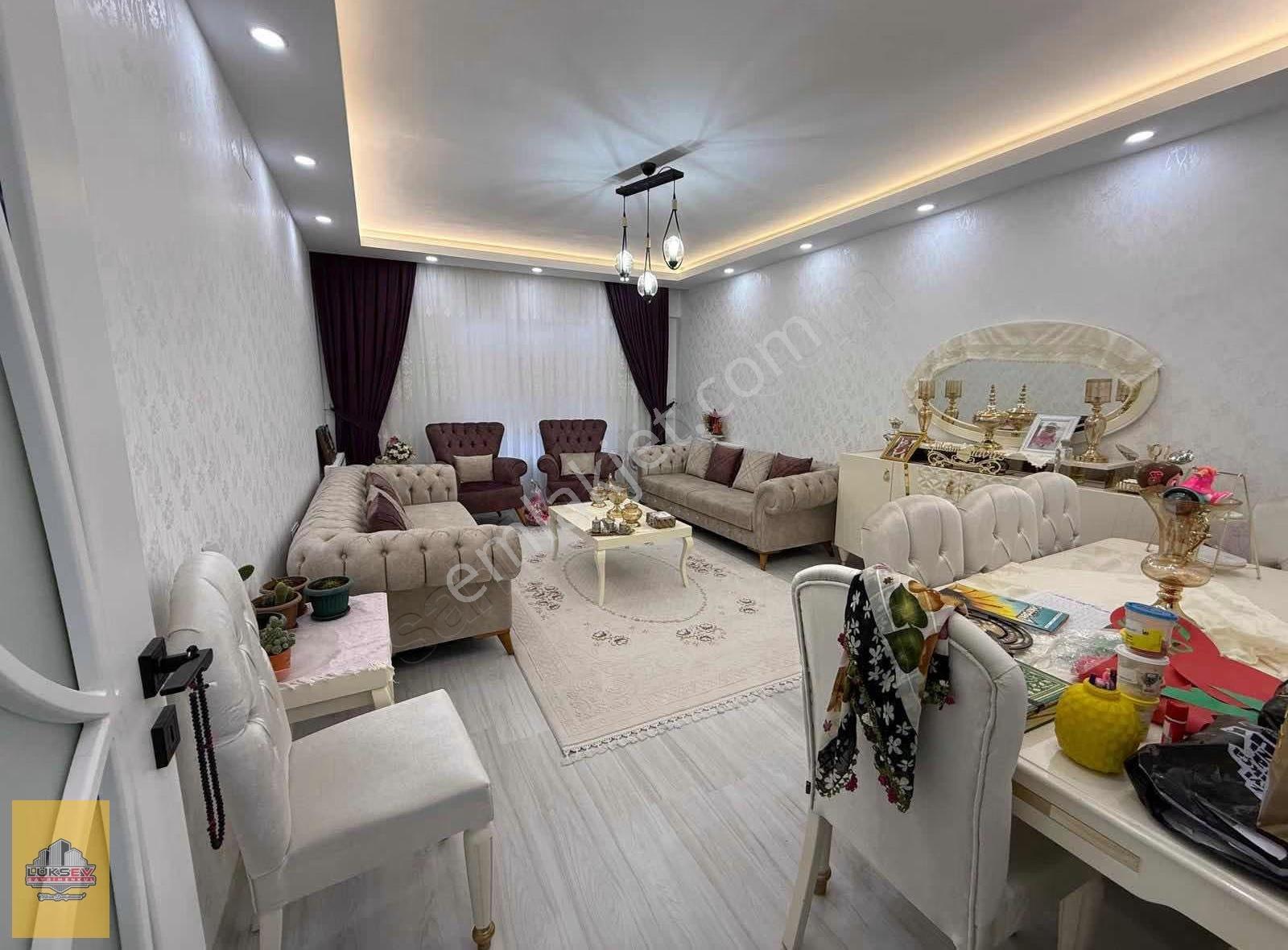 Beykent 1.etap'ta Satılık 3+1 Yüksek Giriş Daire - Görsel 12