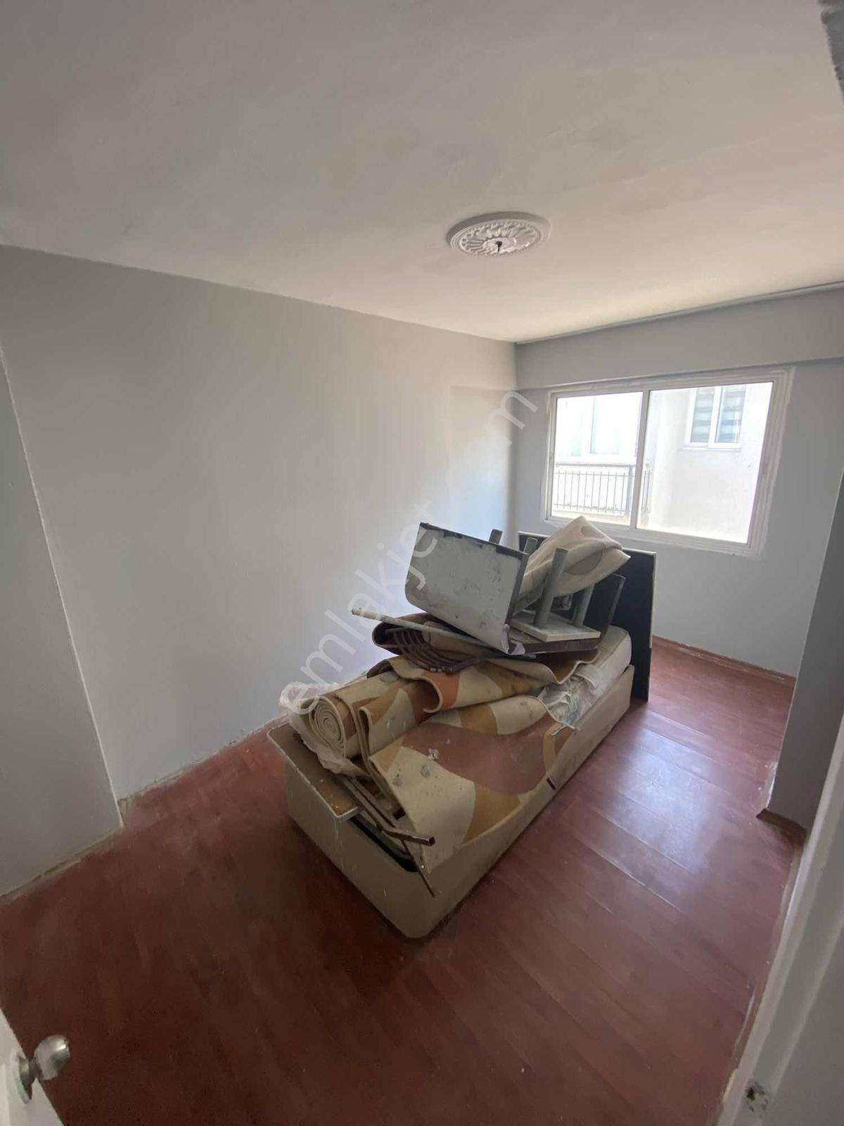 Eys'den Yeşilyurtta Cadde Üzeri 2+1 90m2 İçi Temiz Acil Satılık - Görsel 33