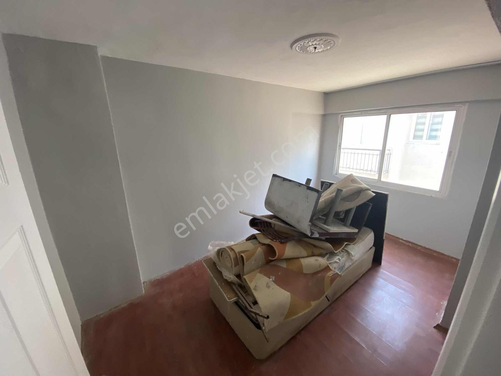 Eys'den Yeşilyurtta Cadde Üzeri 2+1 90m2 İçi Temiz Acil Satılık - Görsel 23