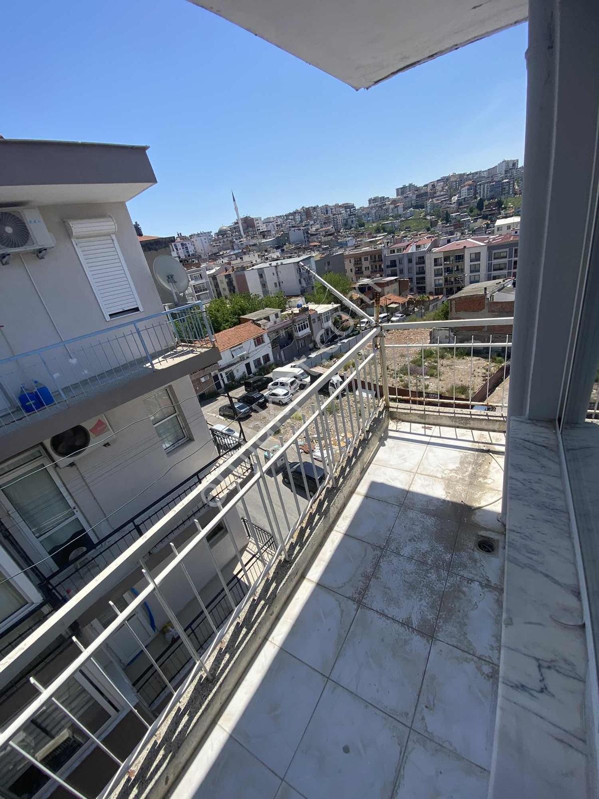 Eys'den Yeşilyurtta Cadde Üzeri 2+1 90m2 İçi Temiz Acil Satılık - Görsel 26