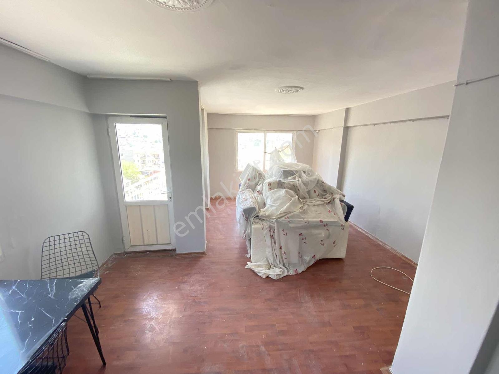 Eys'den Yeşilyurtta Cadde Üzeri 2+1 90m2 İçi Temiz Acil Satılık - Görsel 11