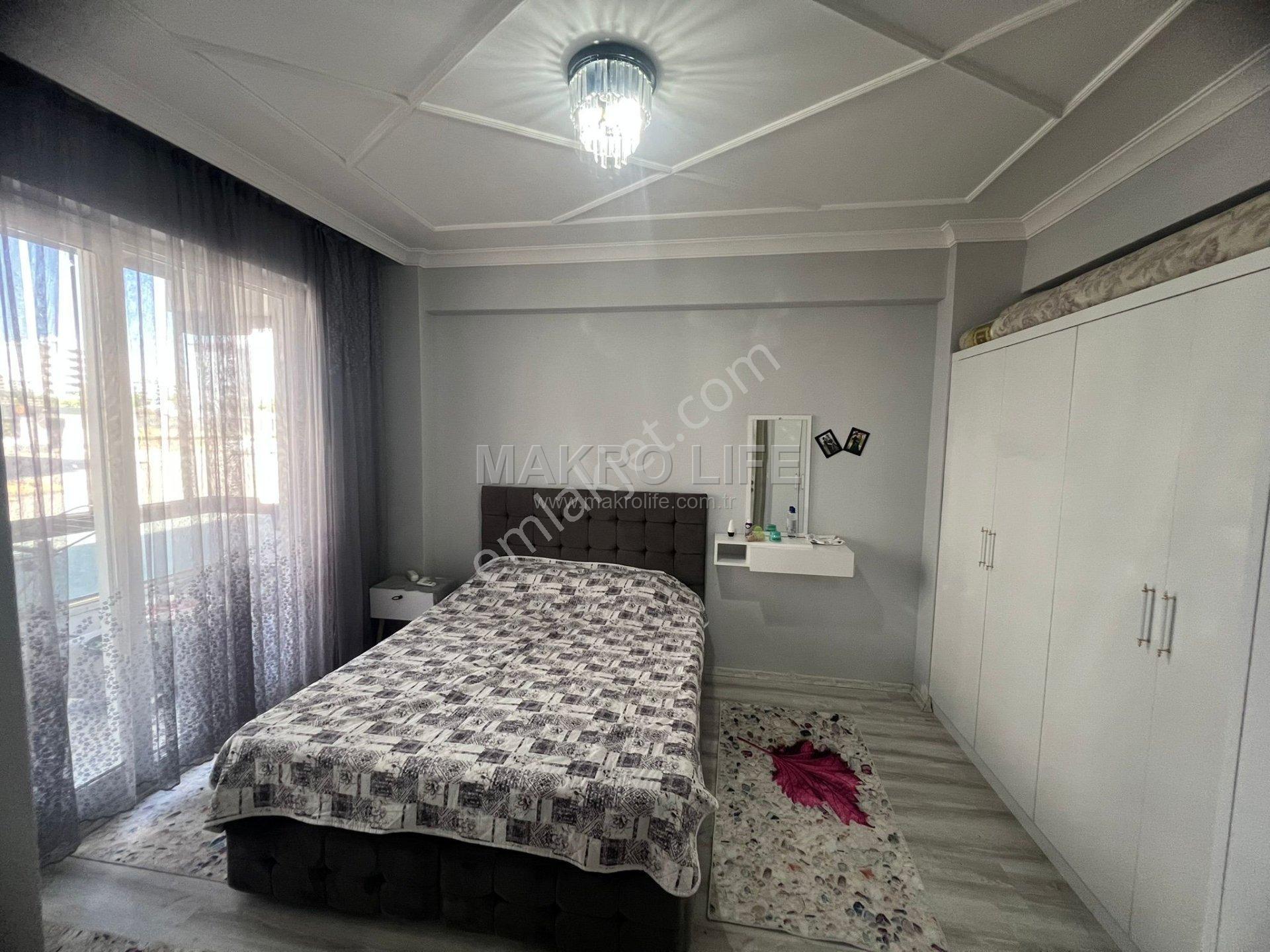 Ahmet Kaya Caddesi Civarı 3+1 Satılık Ferah Daire - Görsel 8