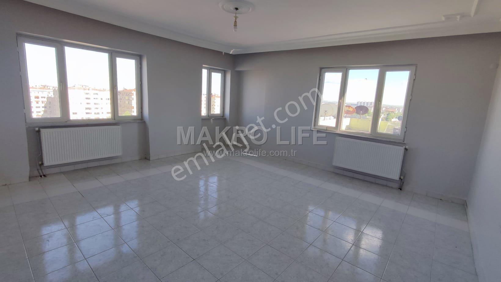 Makro Life Gayrimenkul'den Satılık Bağlar Mavi Köşkte 3+1 Daire - Görsel 2