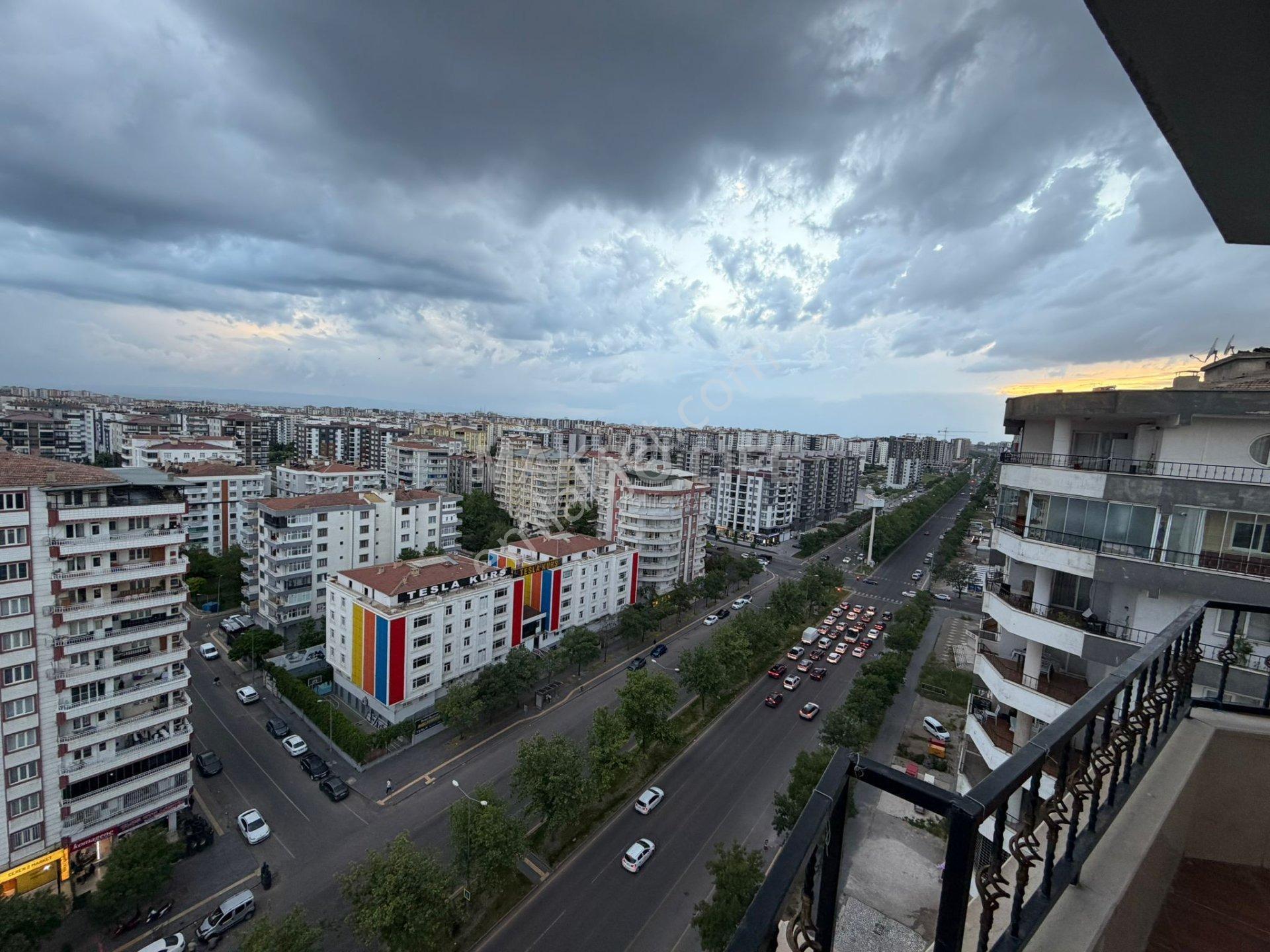 Kayapınar Kent Meydanında 4+1 Satılık Daire - Görsel 16