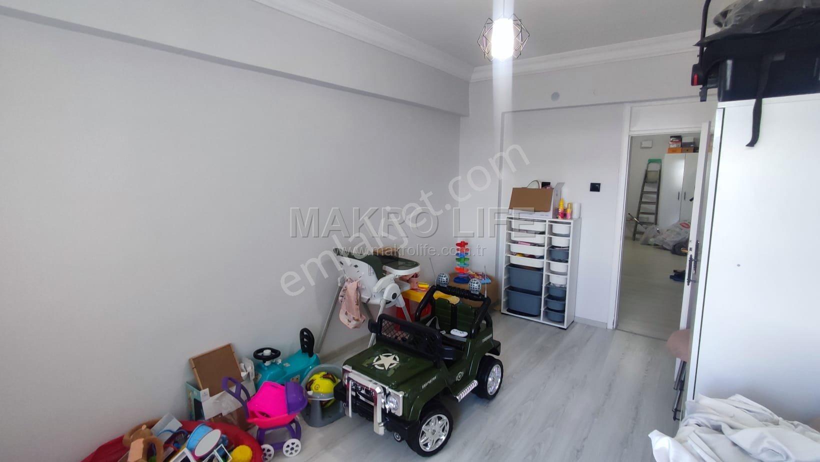 Makro Life Gayrimenkul'den Bağlar Mavi Köşkte Satılık 3+1 Daire - Görsel 12