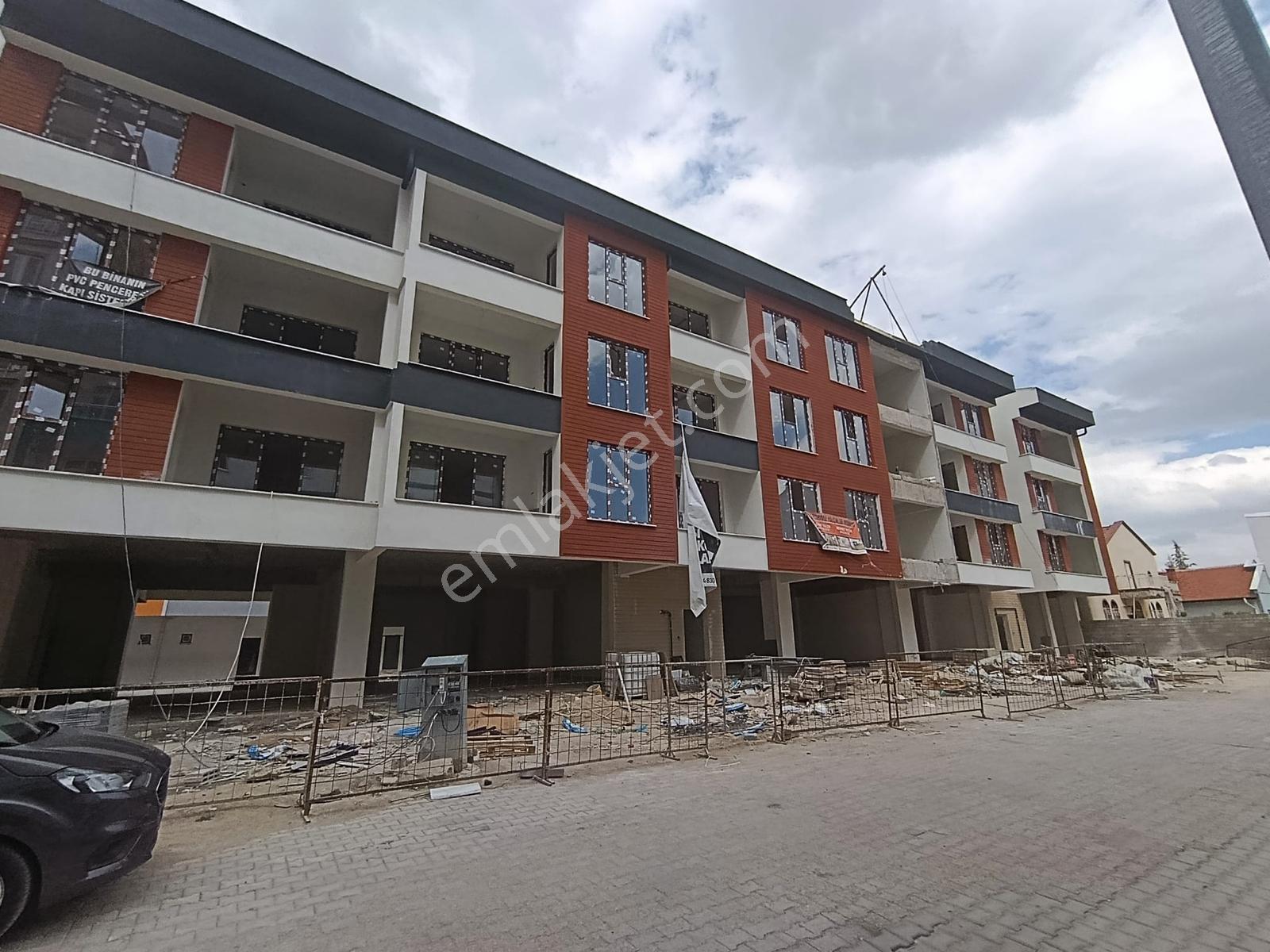 Evim Türkiye Bizim Emlaktan Satılık İzzetbeyde Lüks Sıfır 3+1 - Görsel 2