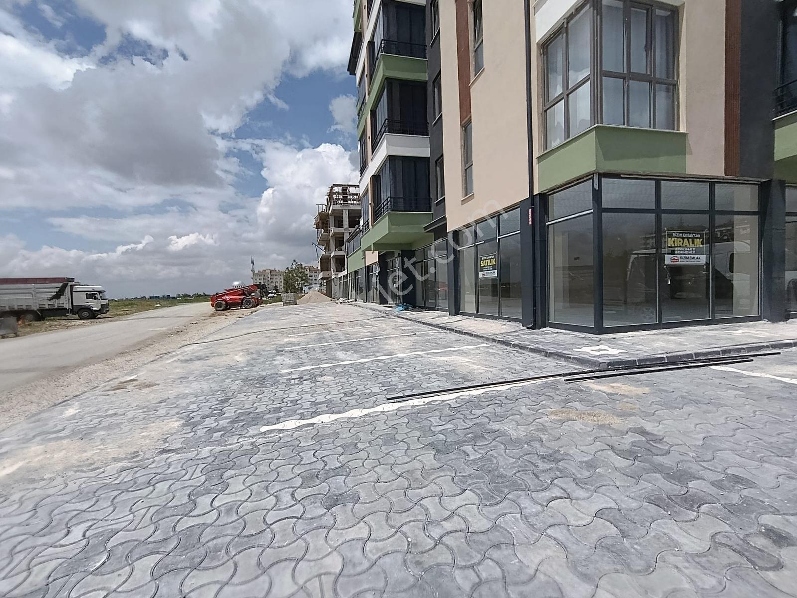 Evim Türkiye Bizim Emlaktan Muhteşem Konumlu Kiralık Dükkan! - Görsel 4
