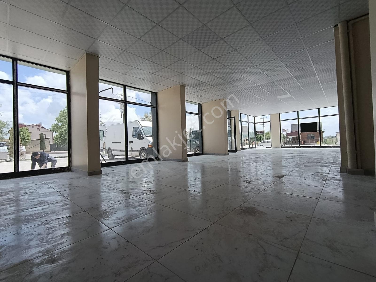 Evim Türkiye Bizim Emlaktan Muhteşem Konumlu Kiralık Dükkan! - Görsel 5